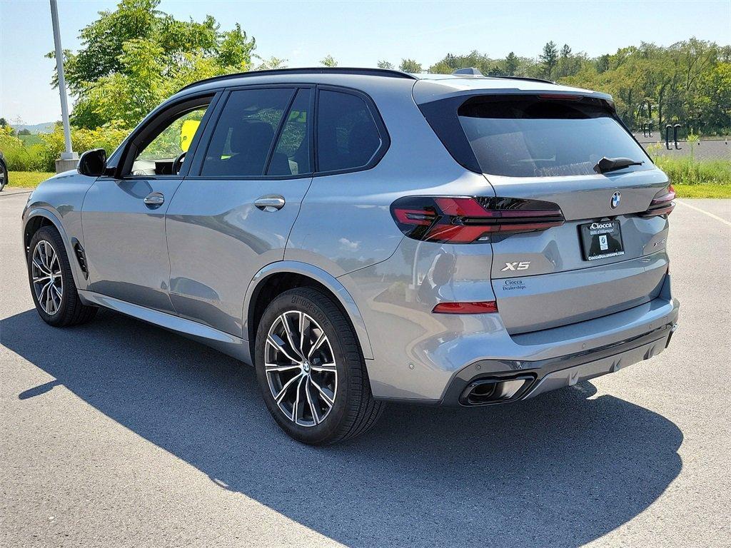 2024 BMW X5 xDrive40i Vehicle Photo in Muncy, PA 17756
