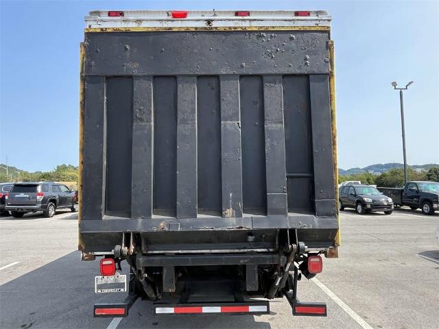 2013 Ford Super Duty F-550 DRW Vehicle Photo in ALCOA, TN 37701-3235