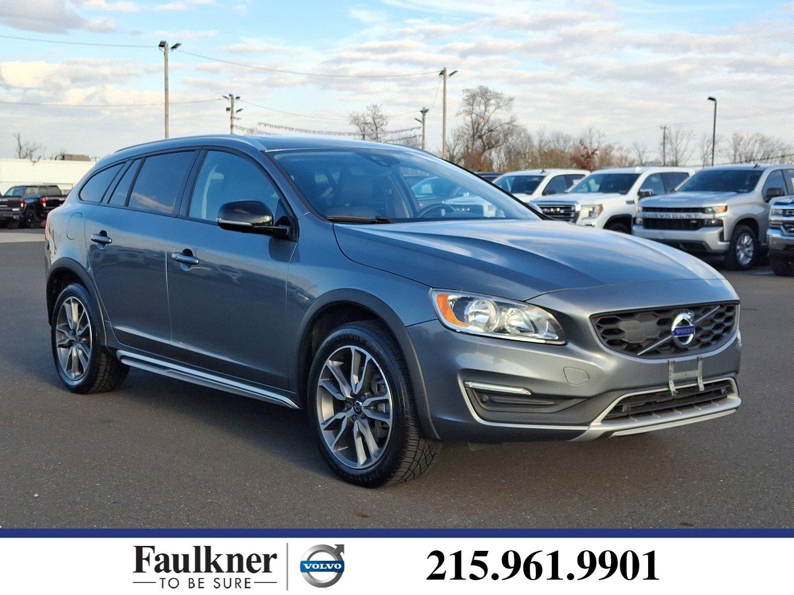 2018 Volvo V60 Cross Country Vehicle Photo in Trevose, PA 19053