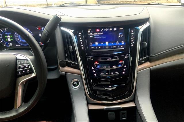 2019 Cadillac Escalade ESV Vehicle Photo in KANSAS CITY, MO 64114-4545