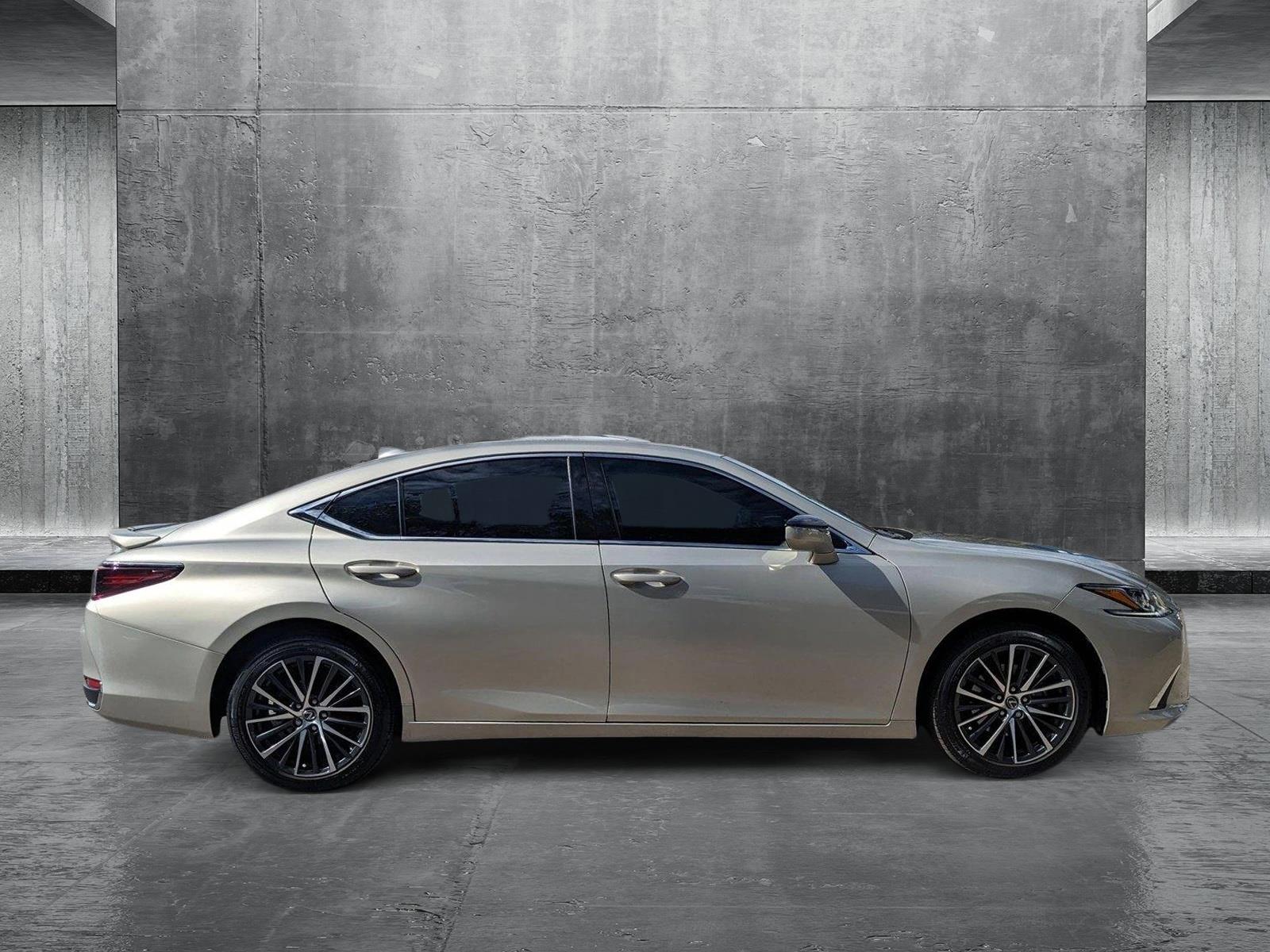 2022 Lexus ES 300h Vehicle Photo in Tampa, FL 33614