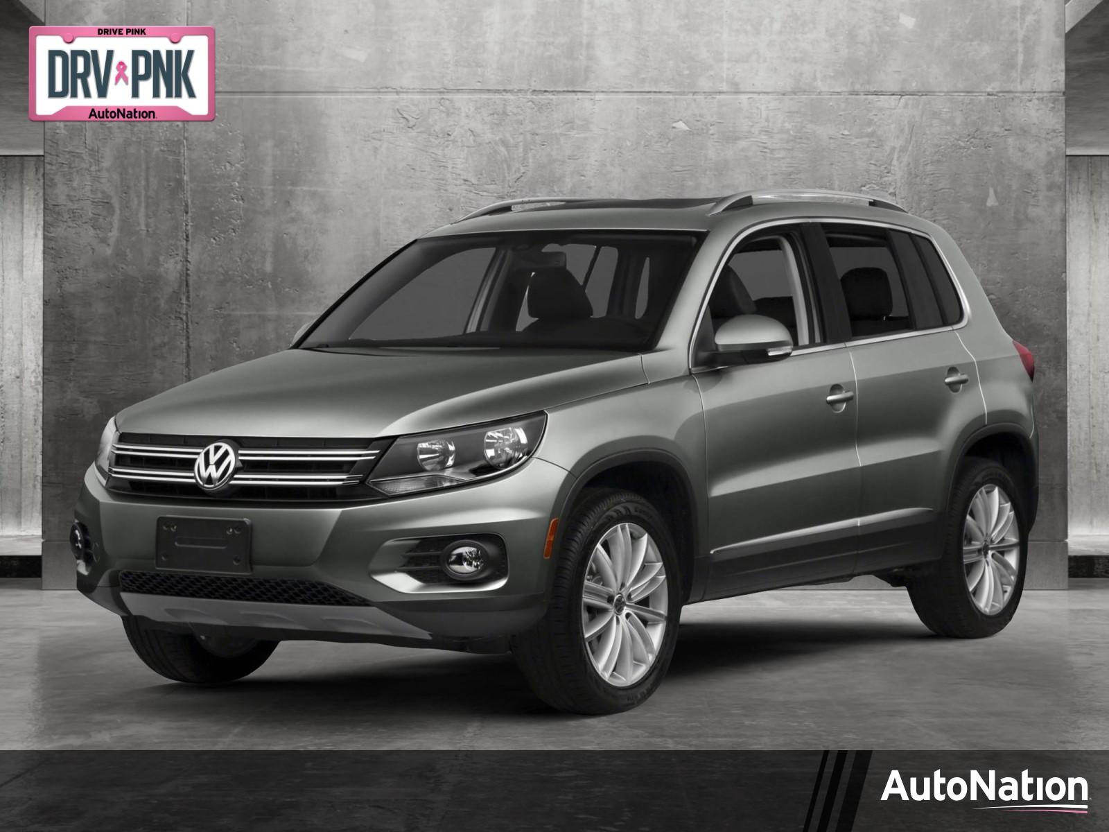 2016 Volkswagen Tiguan Vehicle Photo in GREENACRES, FL 33463-3207