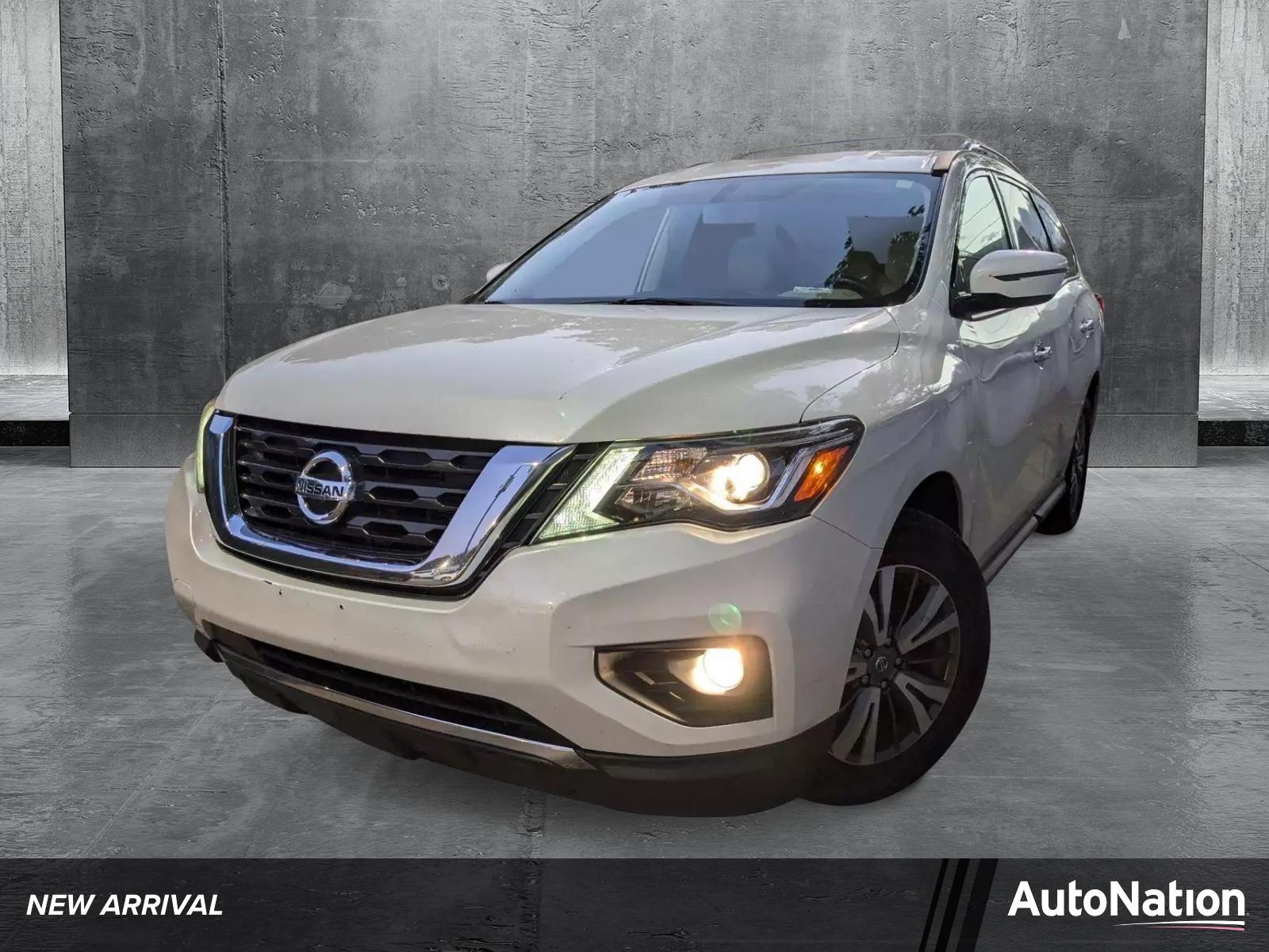 2019 Nissan Pathfinder Vehicle Photo in MIAMI, FL 33134-2699