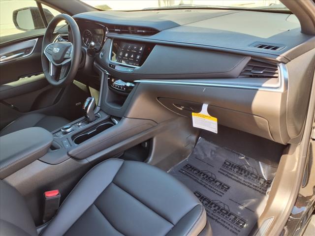 2025 Cadillac XT5 Vehicle Photo in TAMPA, FL 33612-3404