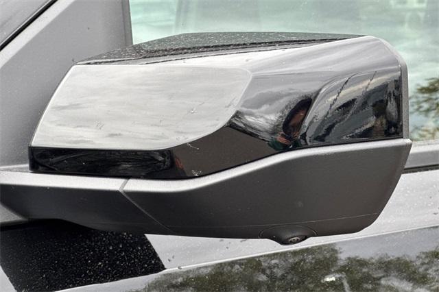 2023 GMC Canyon Vehicle Photo in ELK GROVE, CA 95757-8703