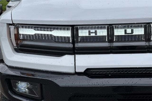 2025 GMC HUMMER EV SUV Vehicle Photo in ELK GROVE, CA 95757-8703