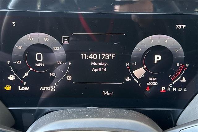 2025 GMC Yukon Vehicle Photo in ELK GROVE, CA 95757-8703