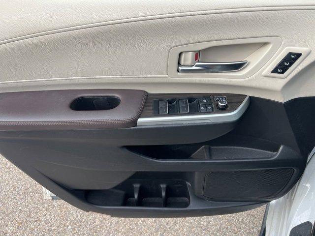 2022 Toyota Sienna Vehicle Photo in MILFORD, OH 45150-1684