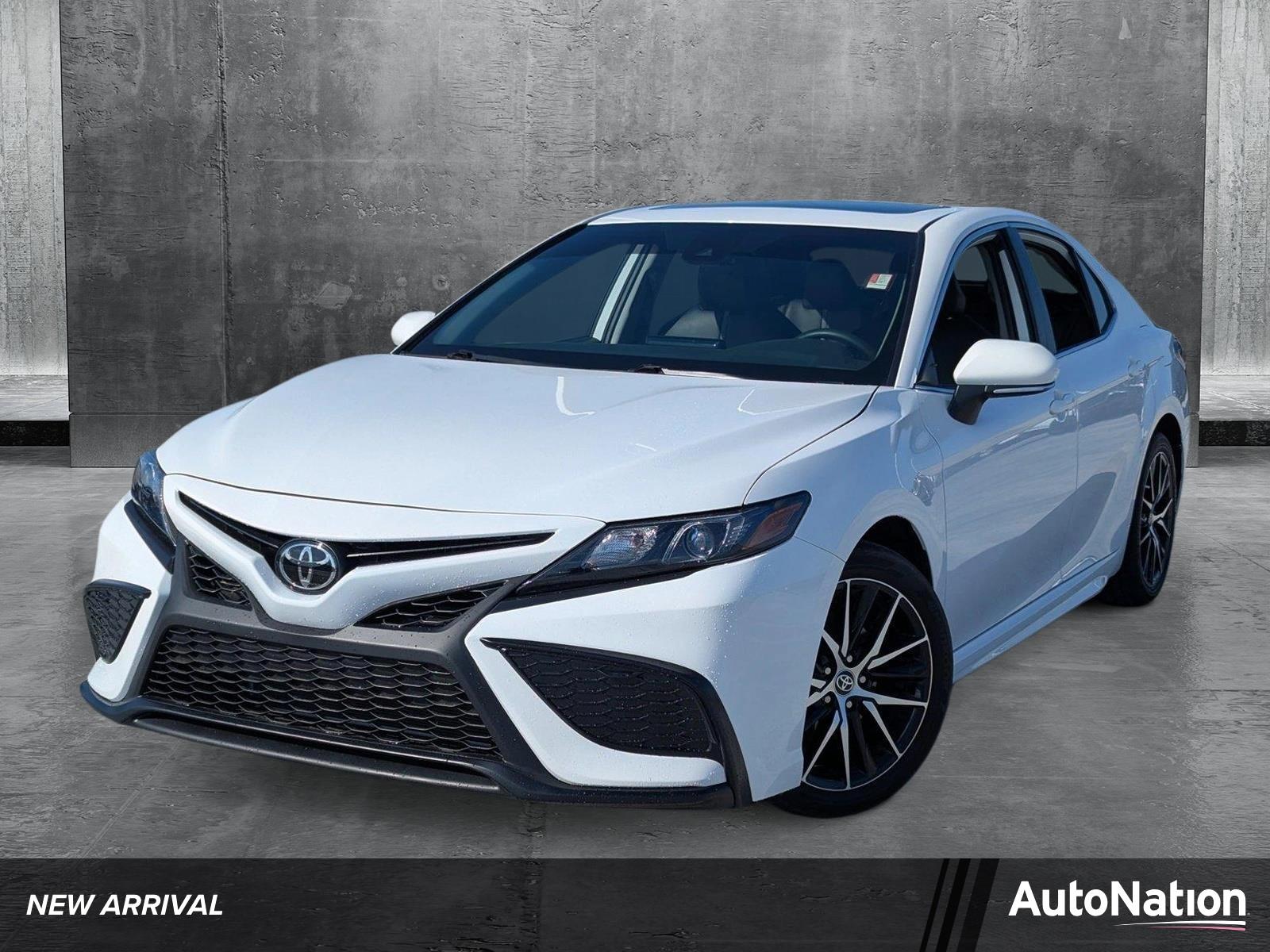2024 Toyota Camry Vehicle Photo in Ft. Myers, FL 33907