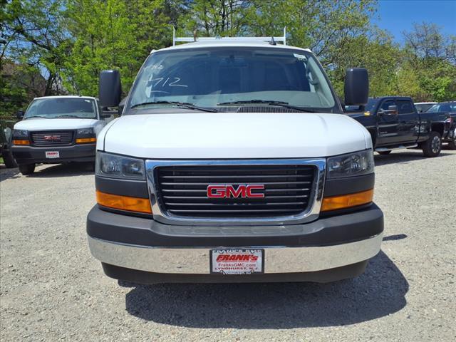 2024 GMC Savana Cutaway 3500 Vehicle Photo in LYNDHURST, NJ 07071-2008