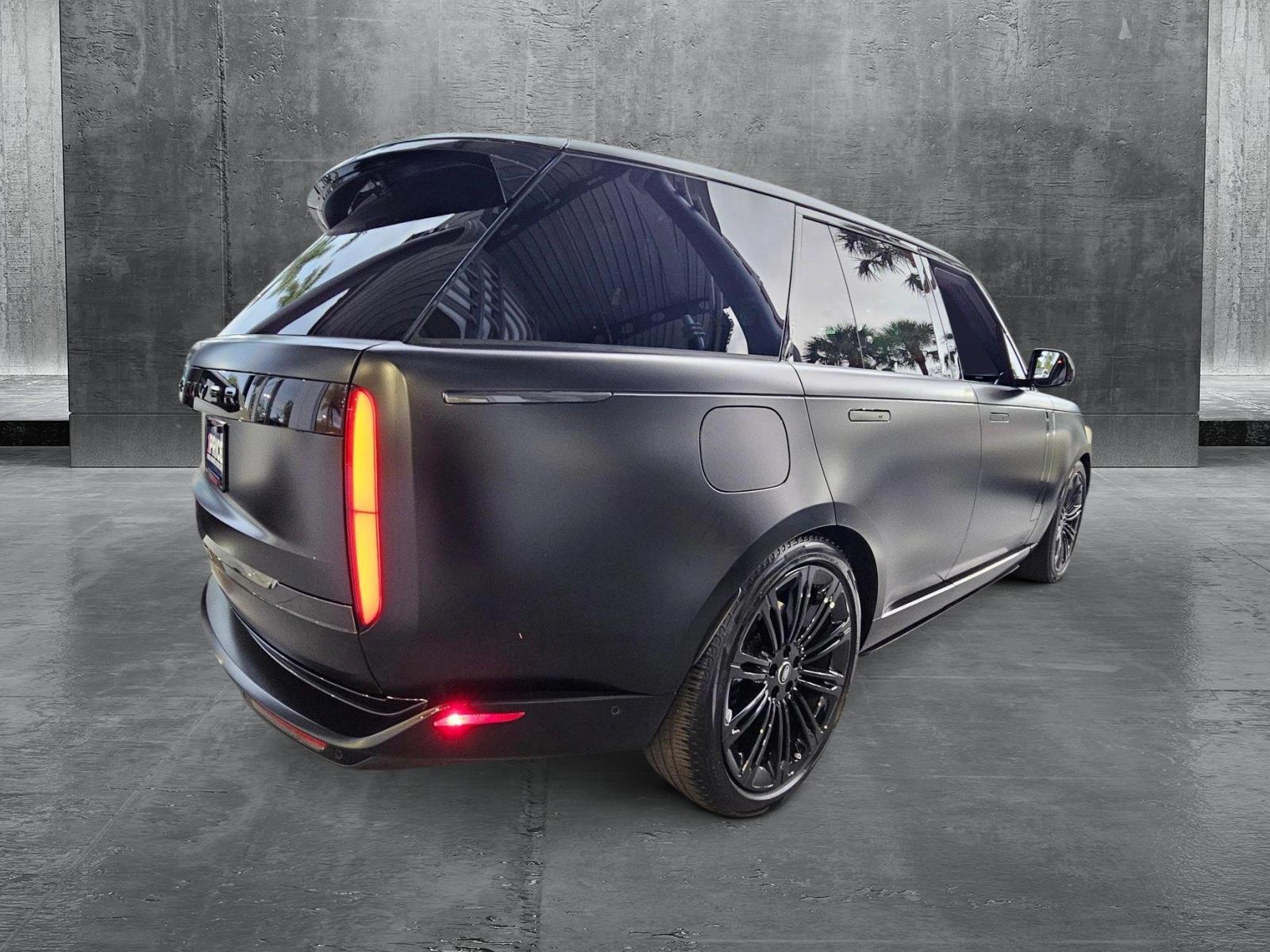2024 Land Rover Range Rover Vehicle Photo in Fort Lauderdale, FL 33316