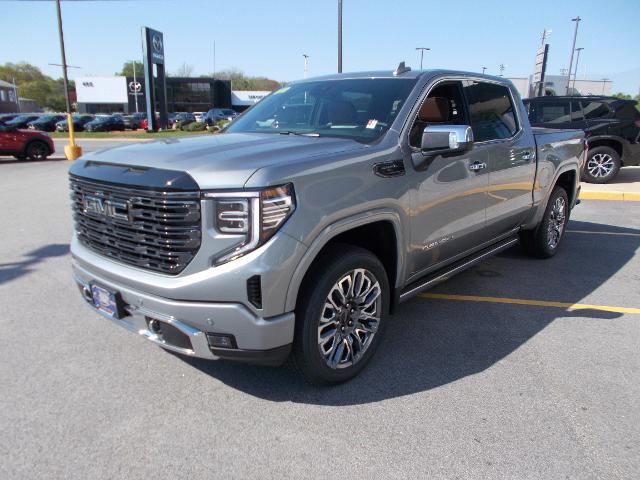 2025 GMC Sierra 1500 Vehicle Photo in LOWELL, MA 01852-4336
