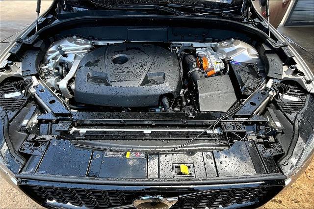 2025 Volvo XC60 Plug-In Hybrid Vehicle Photo in Houston, TX 77007