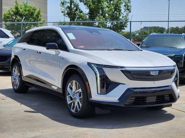 2025 Cadillac OPTIQ Vehicle Photo in HOUSTON, TX 77079