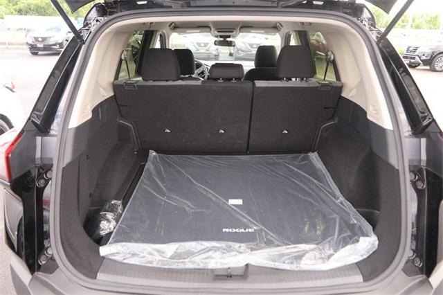 2023 Nissan Rogue Vehicle Photo in Hazelwood, MO 63042