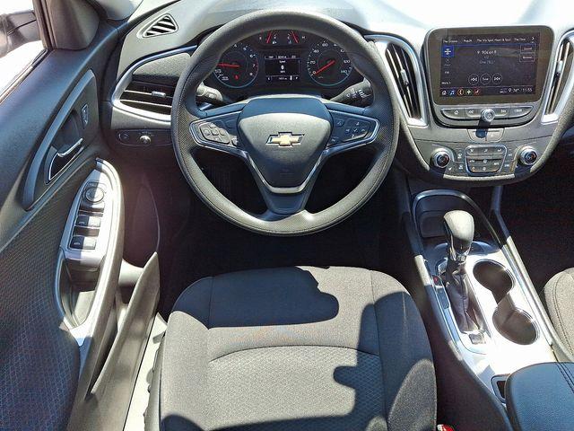 2024 Chevrolet Malibu Vehicle Photo in DANBURY, CT 06810-5034