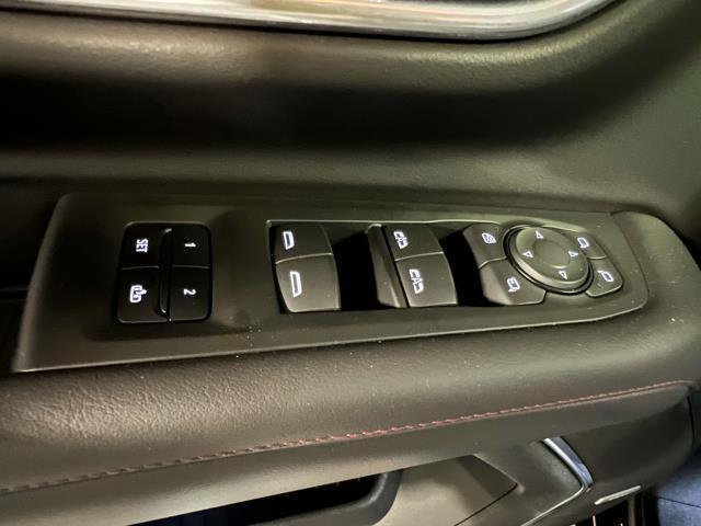 2021 Chevrolet Suburban Vehicle Photo in Roslyn, NY 11576