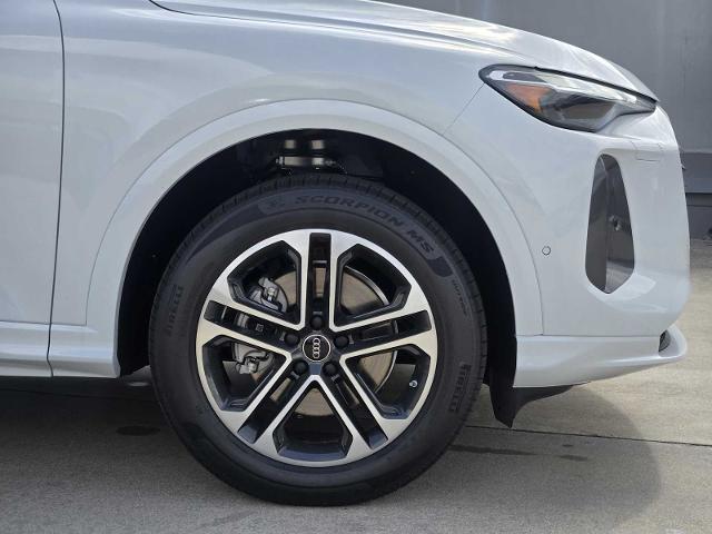 2025 Audi Q5 Vehicle Photo in SUGAR LAND, TX 77478