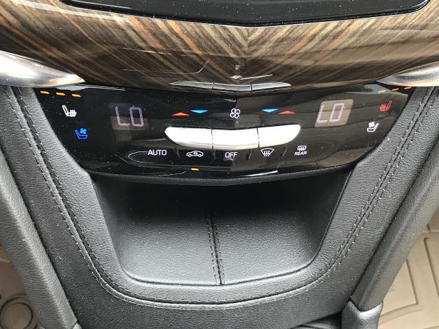 2023 Cadillac XT6 Vehicle Photo in GREEN BAY, WI 54303-3330