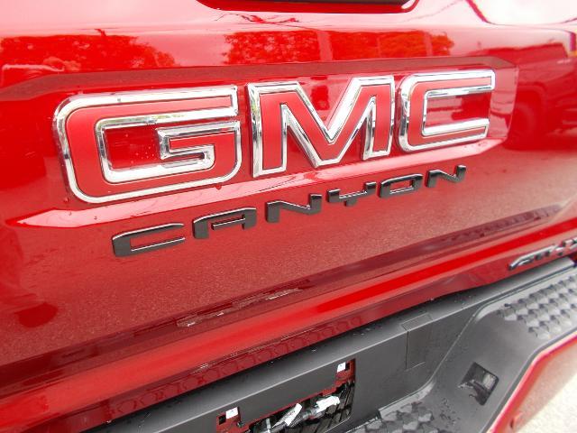 2025 GMC Canyon Vehicle Photo in LOWELL, MA 01852-4336