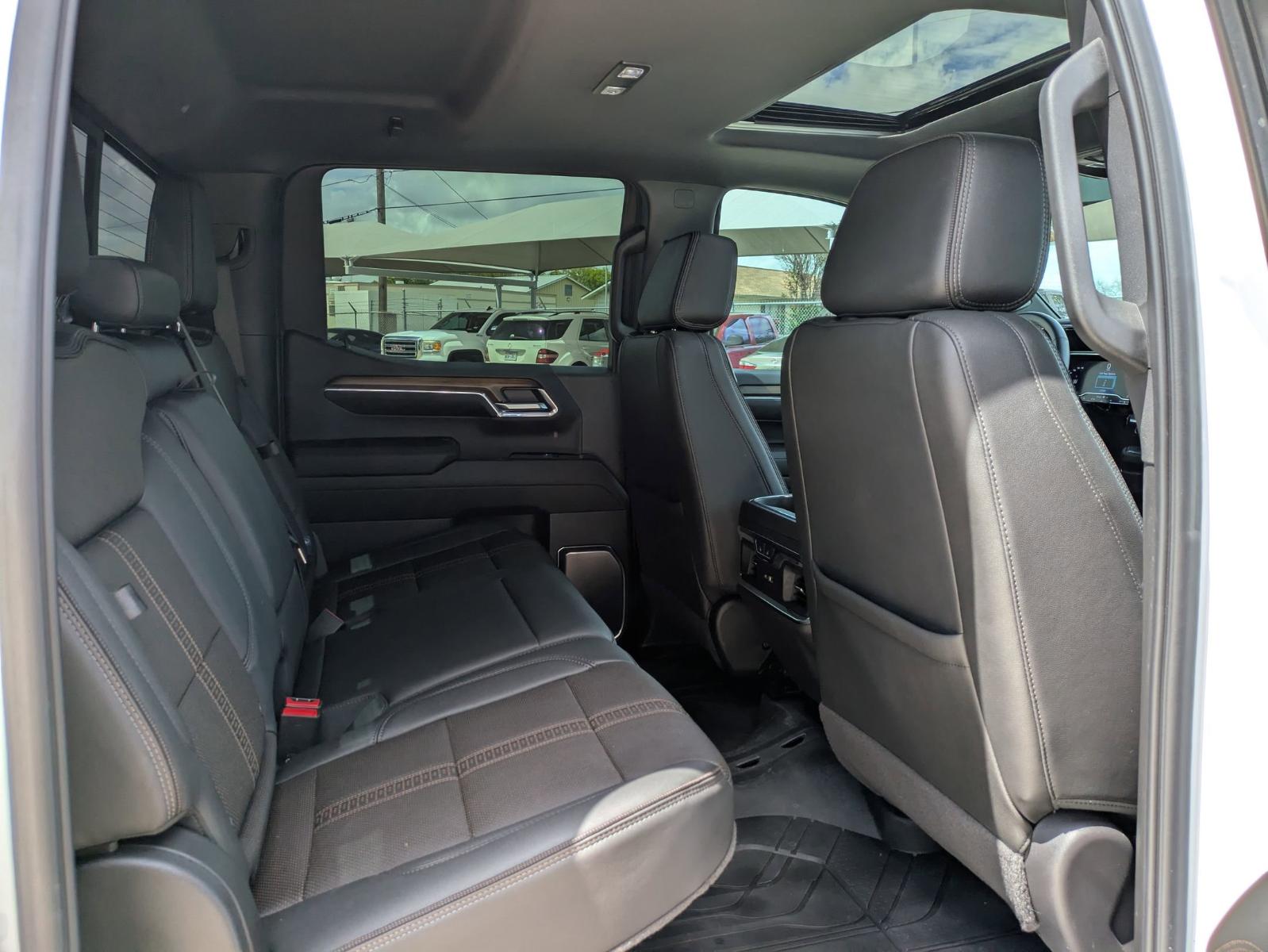 2024 Chevrolet Silverado 1500 Vehicle Photo in SELMA, TX 78154-1460