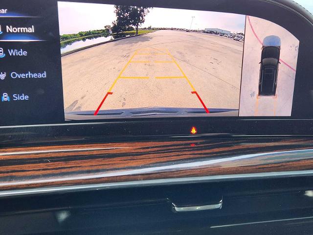 2022 Cadillac Escalade Vehicle Photo in DENTON, TX 76210-9321