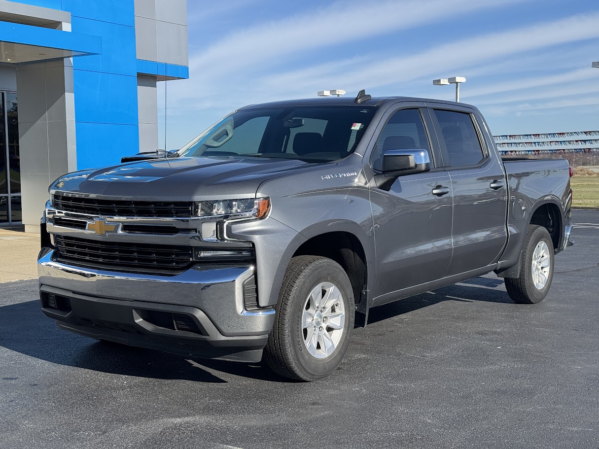 2021 Chevrolet Silverado 1500 Vehicle Photo in BOONVILLE, IN 47601-9633