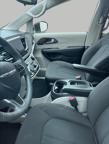 2017 Chrysler Pacifica Vehicle Photo in Appleton, WI 54914