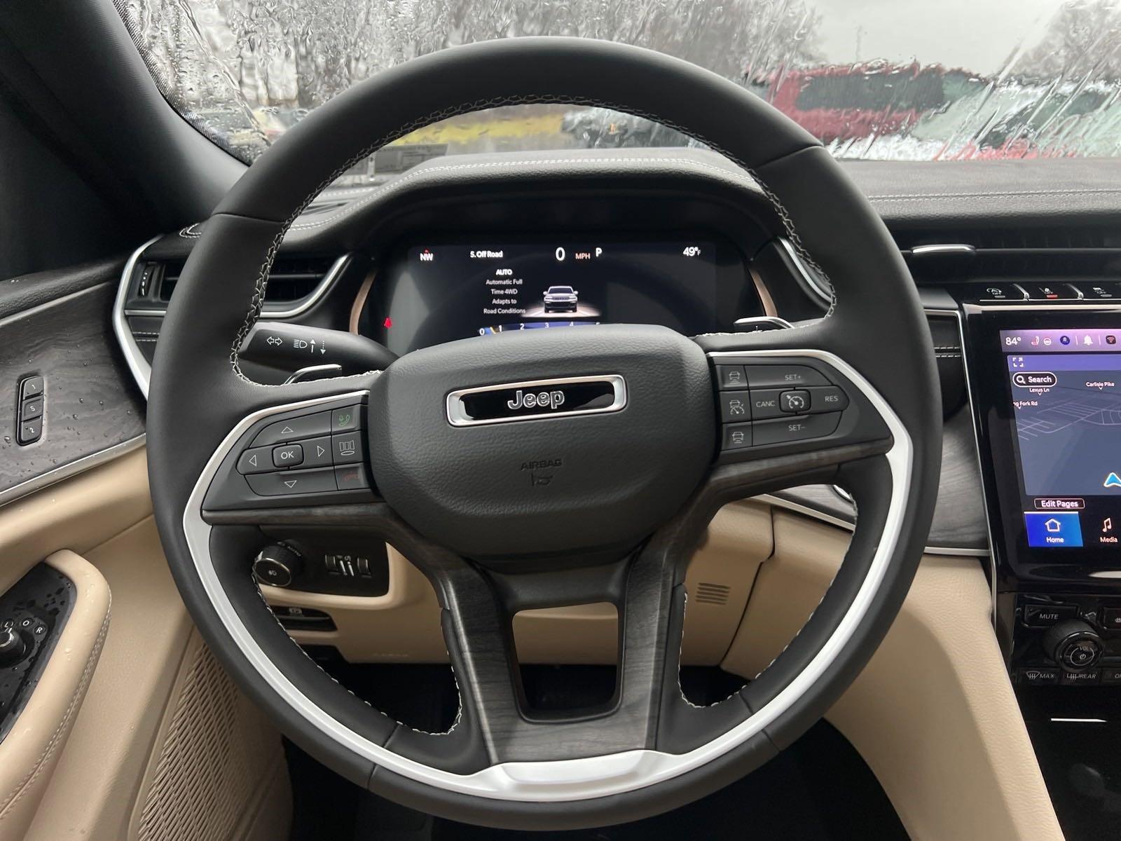 2025 Jeep Grand Cherokee L Vehicle Photo in Mechanicsburg, PA 17050-1707