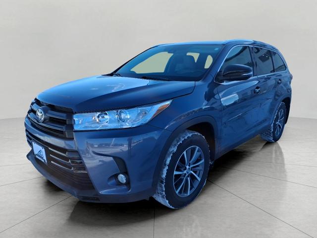 2019 Toyota Highlander Vehicle Photo in Green Bay, WI 54304