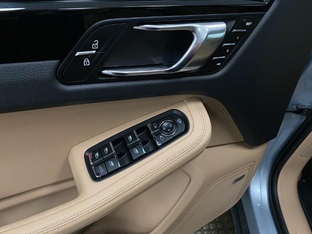 2024 Porsche Macan Vehicle Photo in Appleton, WI 54913