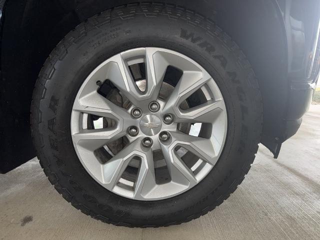 2021 Chevrolet Silverado 1500 Vehicle Photo in MANHATTAN, KS 66502-5036