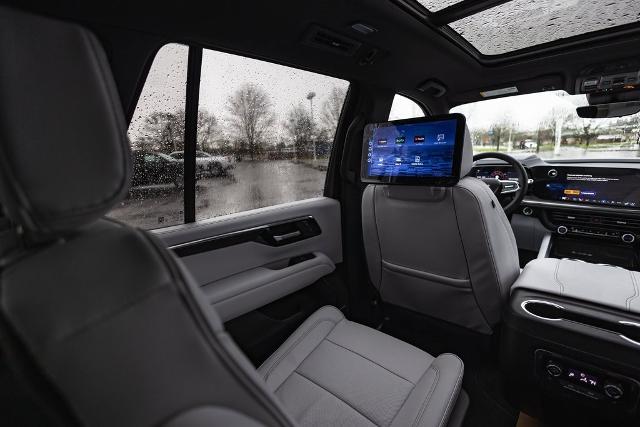 2025 Chevrolet Tahoe Vehicle Photo in NEWBERG, OR 97132-1927