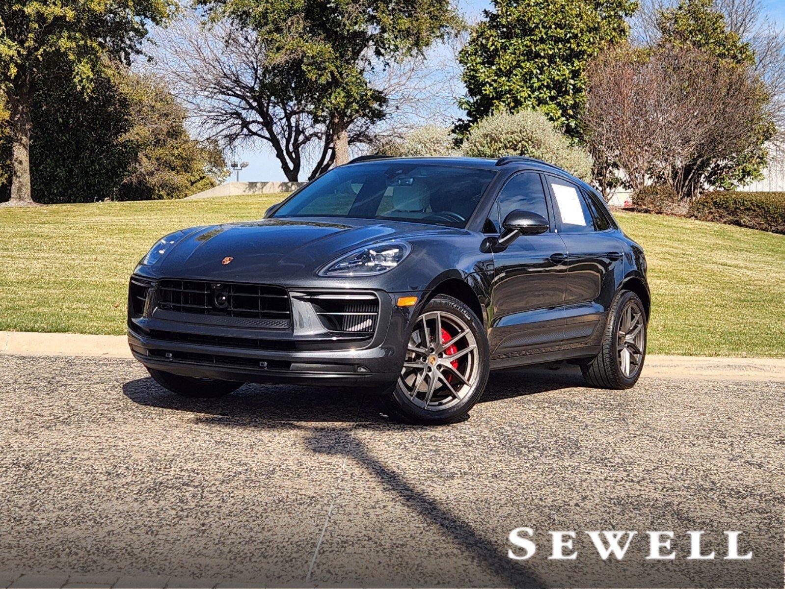 2022 Porsche Macan Vehicle Photo in FORT WORTH, TX 76132