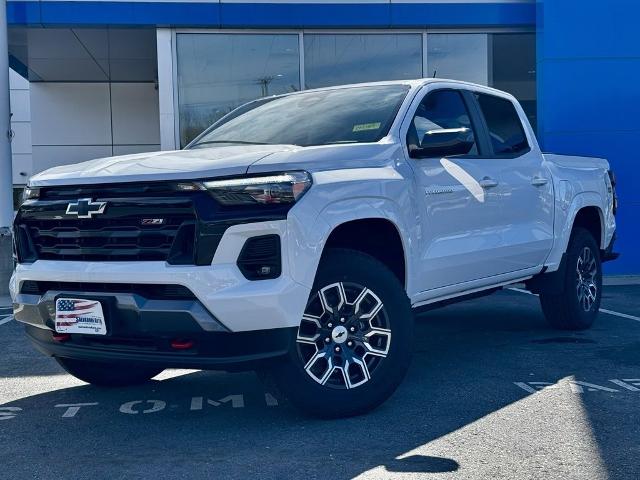 2025 Chevrolet Colorado Vehicle Photo in GARDNER, MA 01440-3110