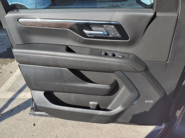 2025 Chevrolet Tahoe Vehicle Photo in Denton, TX 76205