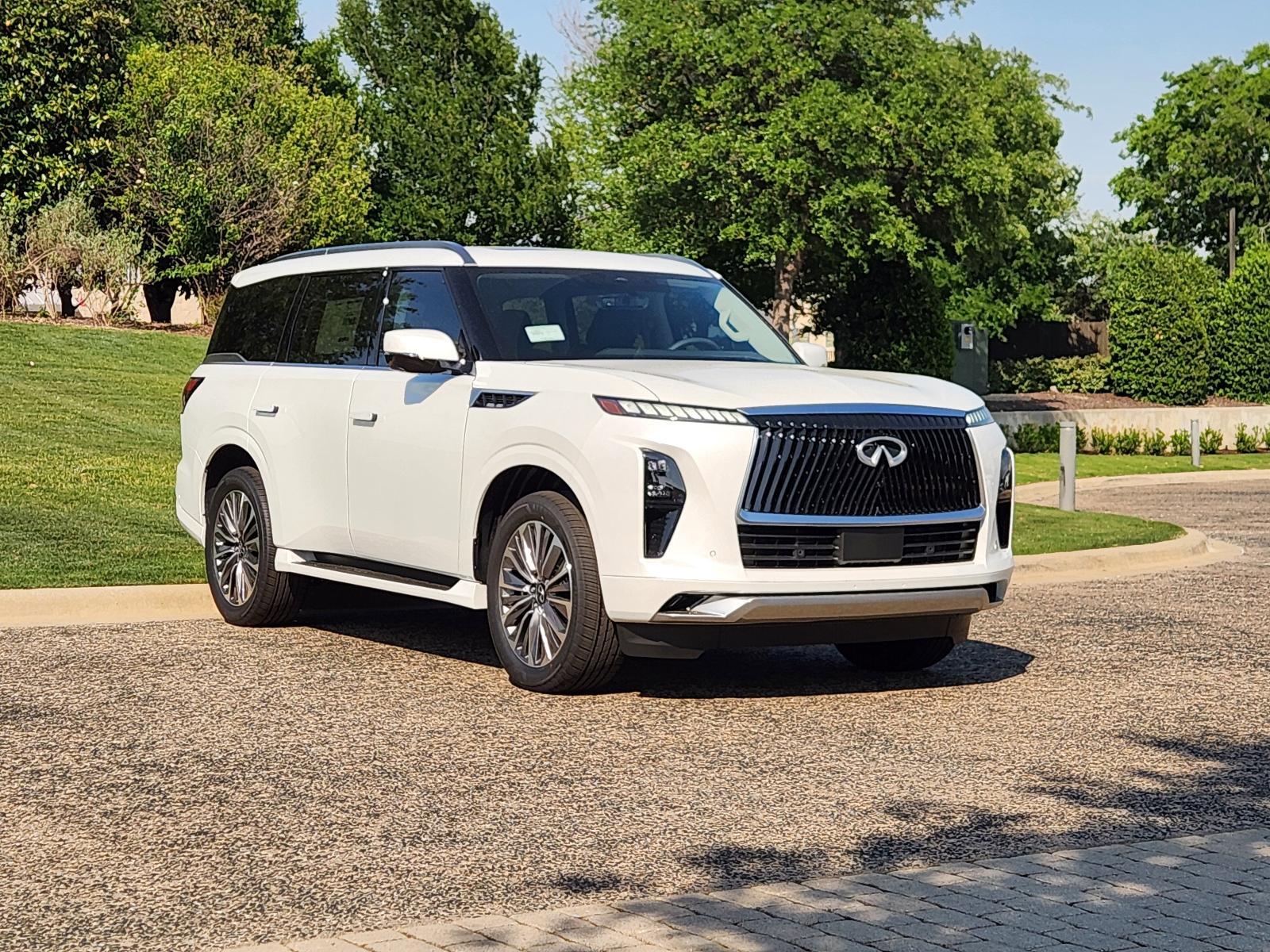 2025 INFINITI QX80 Vehicle Photo in Fort Worth, TX 76132