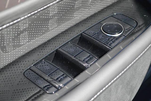 2025 INFINITI QX80 Vehicle Photo in Houston, TX 77090