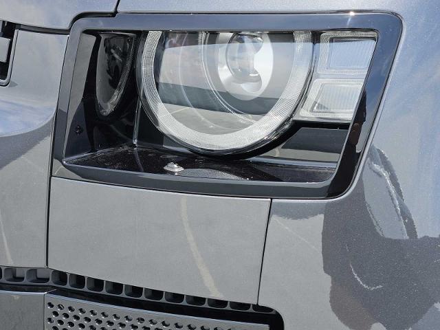 2025 Defender Vehicle Photo in AUSTIN, TX 78717