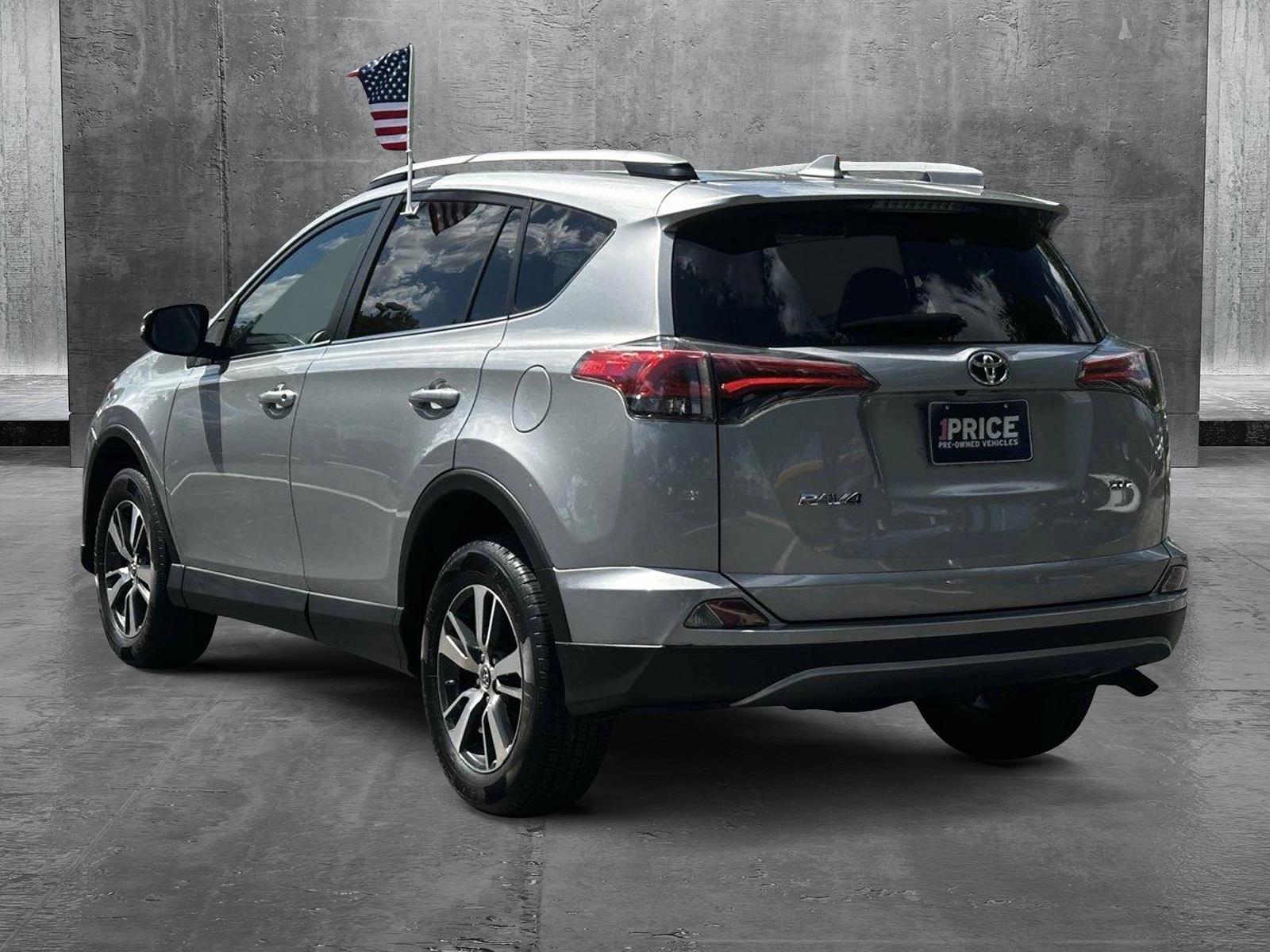 2018 Toyota RAV4 Vehicle Photo in Hollywood, FL 33021