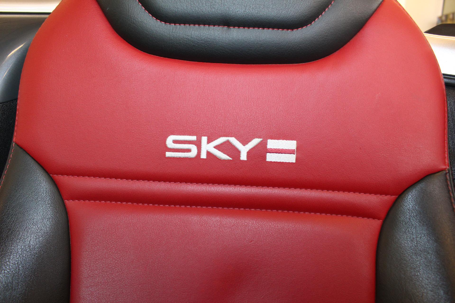 2008 Saturn Sky Vehicle Photo in NORTHAMPTON, MA 01060-1120