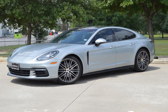 2018 Porsche Panamera Vehicle Photo in Houston, TX 77090