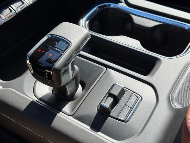 2025 GMC Sierra 1500 Vehicle Photo in COLUMBIA, MO 65203-3903