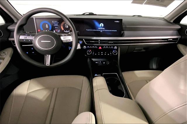 2024 Hyundai SONATA Vehicle Photo in Lees Summit, MO 64086
