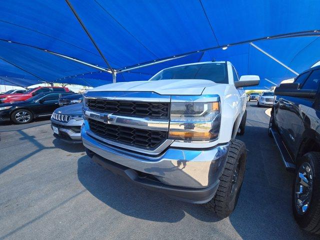 2018 Chevrolet Silverado 1500 Vehicle Photo in Decatur, TX 76234