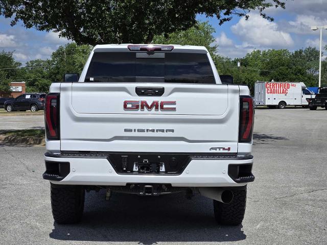 2024 GMC Sierra 2500 HD Vehicle Photo in DENTON, TX 76210-9321