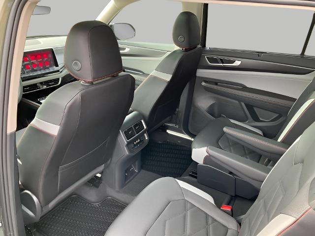 2025 Volkswagen Atlas Vehicle Photo in Oshkosh, WI 54904