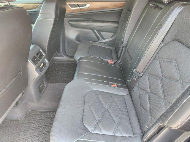 2024 Volkswagen Atlas Vehicle Photo in Decatur, TX 76234