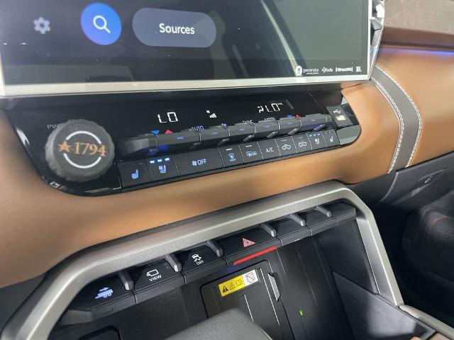 2024 Toyota Tundra Vehicle Photo in GILBERT, AZ 85297-0402