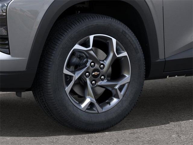 2025 Chevrolet Trax Vehicle Photo in ENGLEWOOD, CO 80113-6708